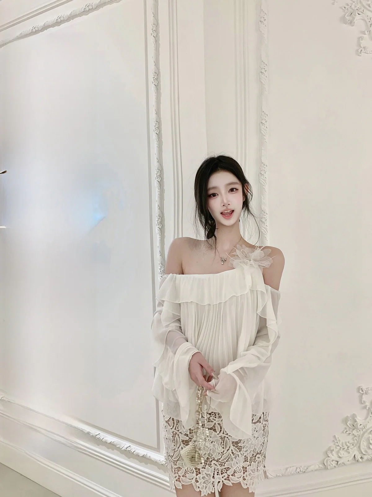 Hotdog Spicy Pure Desire Gentle Shoulder Bared Bell Sleeve Top Women's Casual Style Short Sleeve T-shirt Spring Summer New Ar...