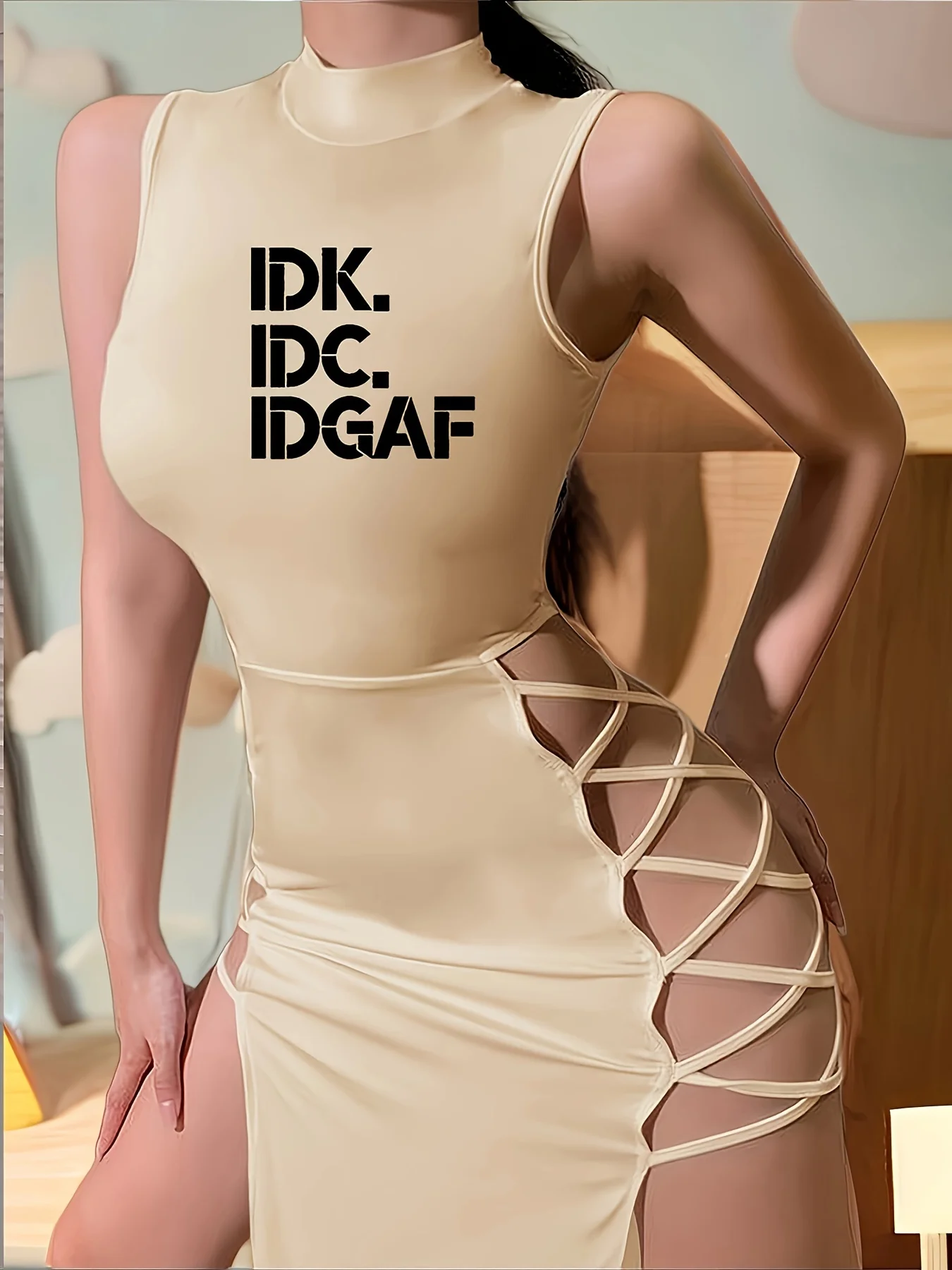 Sommer 2024 Neues Sexy Trägerkleid mit hohem Schlitz und Schriftzug-Print – Detail 6