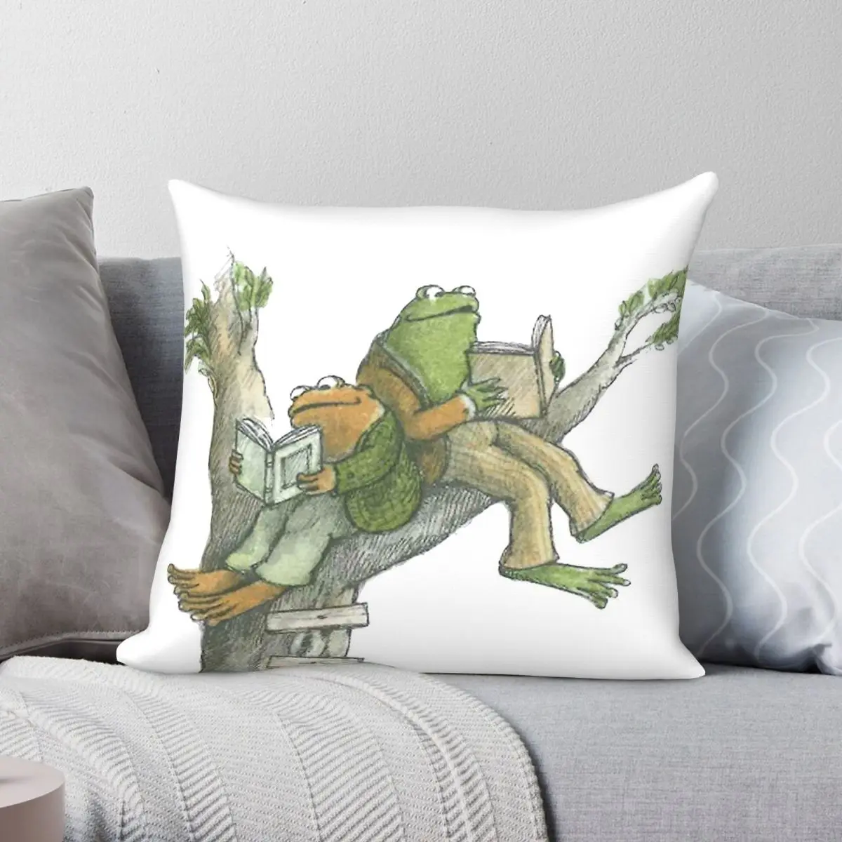 Frog And Toad Reading In Tree Pillowcase Polyester Linen Velvet Pattern Zip Decor Home Cushion Cover
