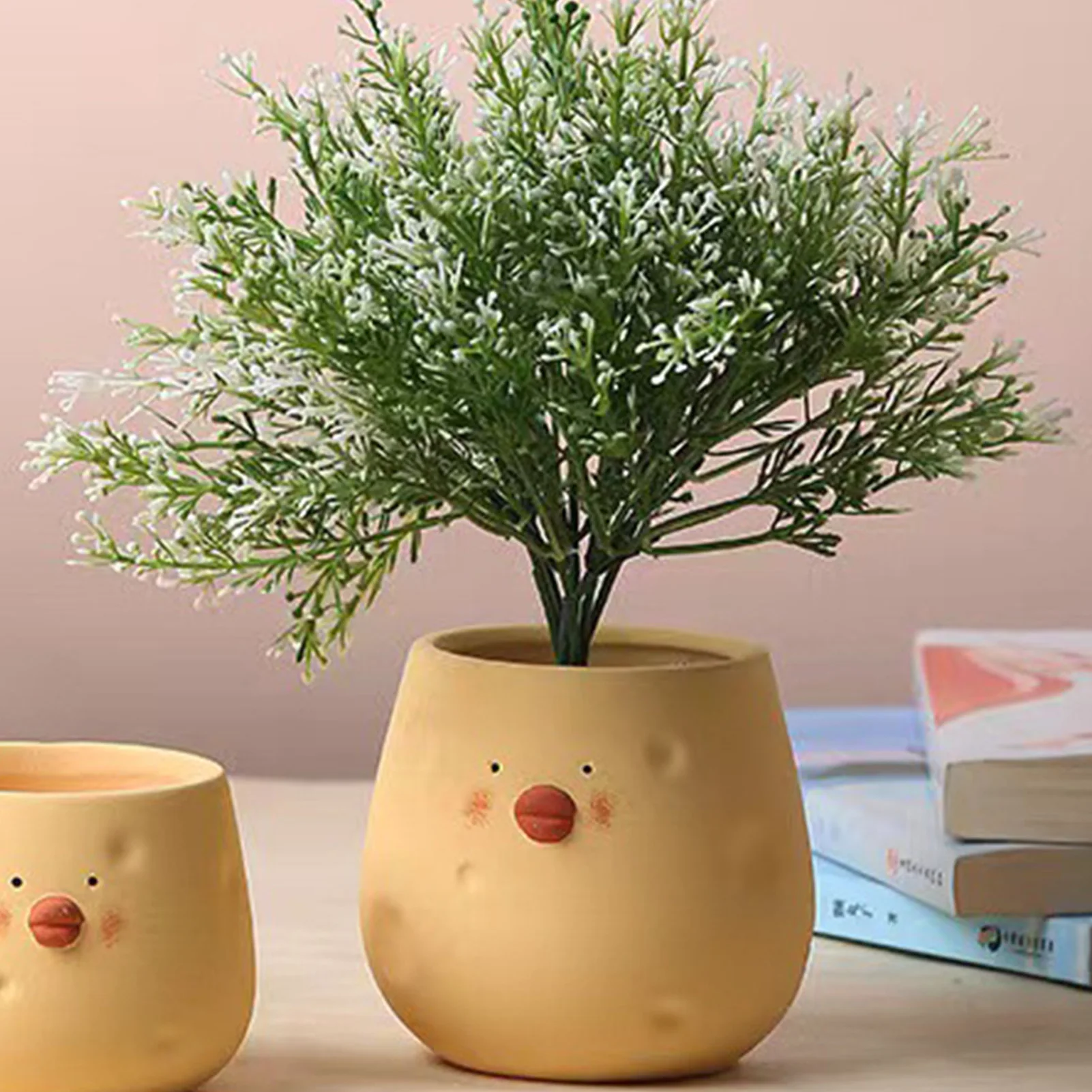 Cute  Yellow Egg Shape Flower Pot Ceramic Cartoon Chick Planter Succulent Pot For Indoor Outdoor Home Garden Decoration