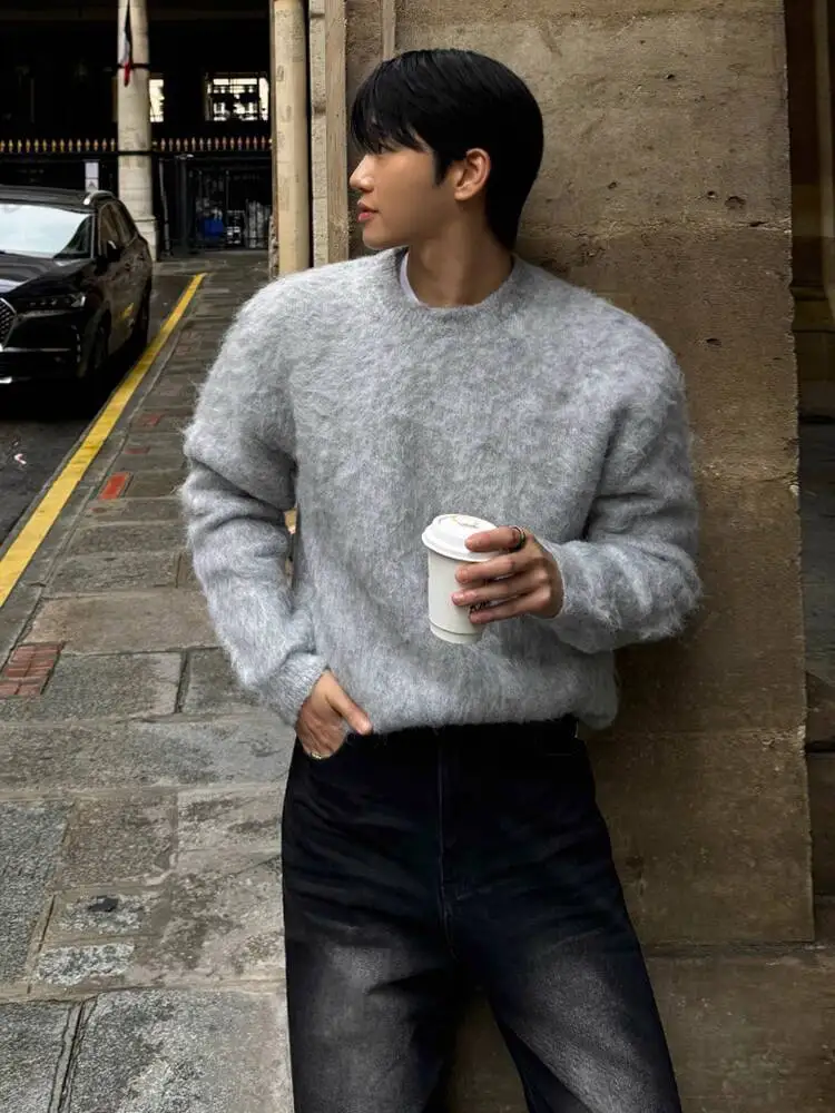 

SYUHGFA новые мужские свитера из мохера с круглым воротником, однотонная повседневная вязаная свободная одежда, корейский пуловер, мужские топы, зима 2023 г.
