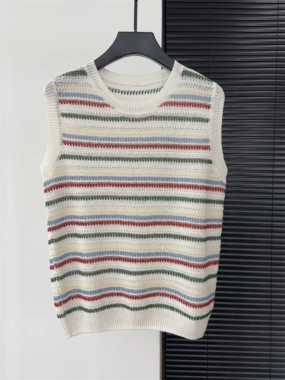2026 Summer New Clothes Round Neck Sleeveless Color Block Striped Comfortable Breathable Slimming Linen Knit Vest
