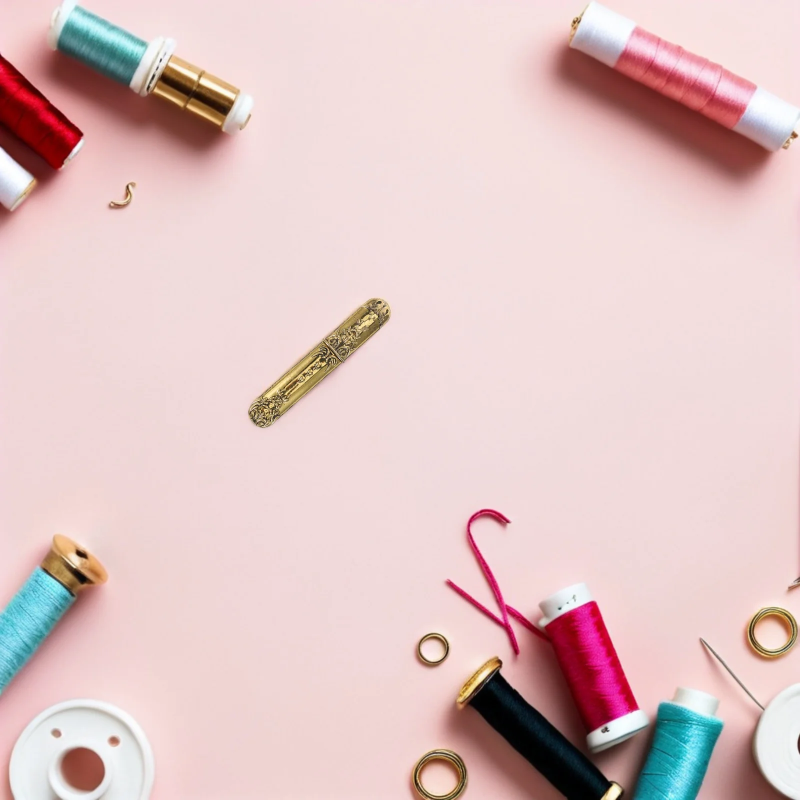 

Elegant Vintage Metal Sewing Needle Case Rhinestone Decor Portable Sewing Needles Container Storage Box for Embroidery Crafts