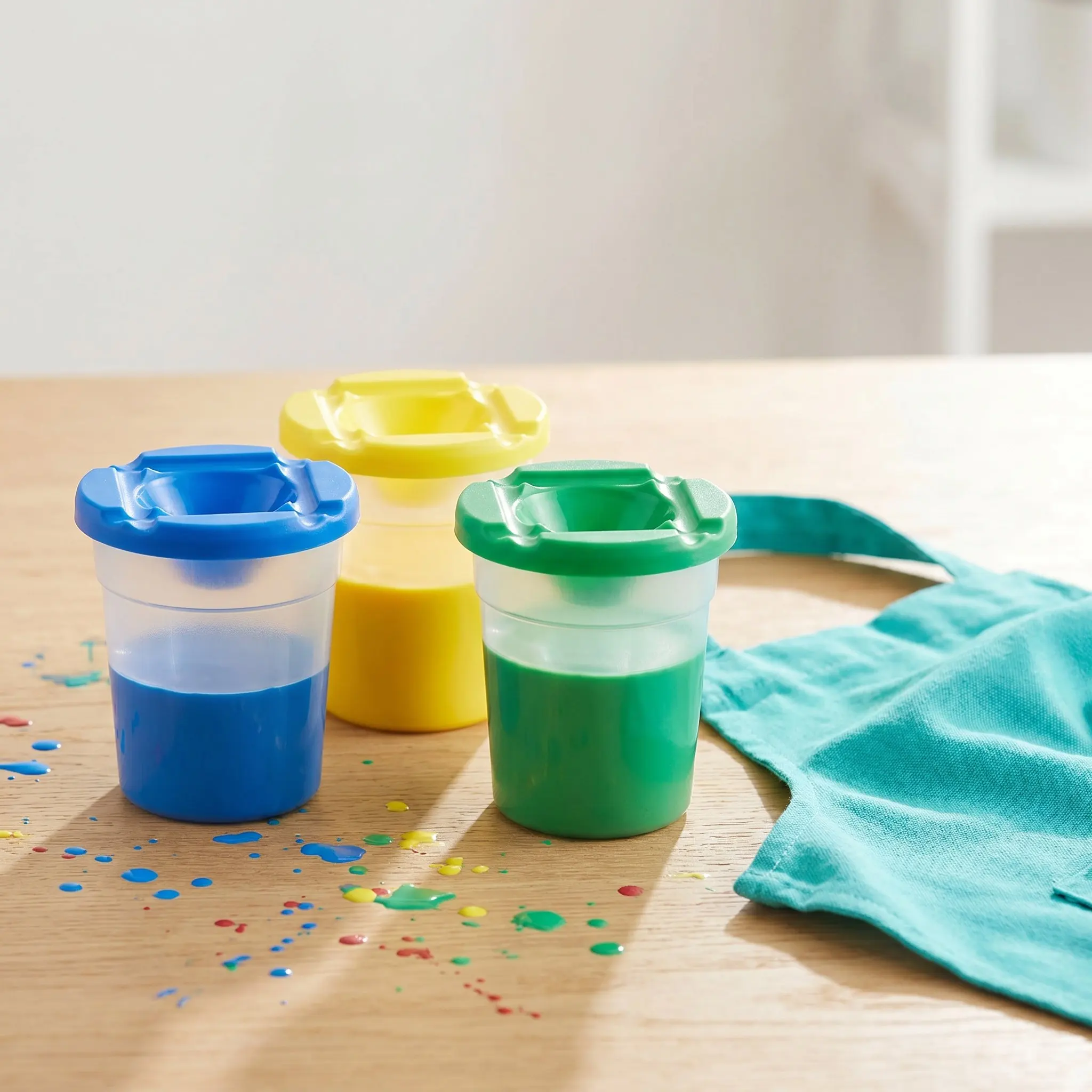 10Pcs Non Spill Paint Cups Reusable Plastic Paint Pots with Funnel Shaped Lids No Mess Water Brush Cleaning Cups for and