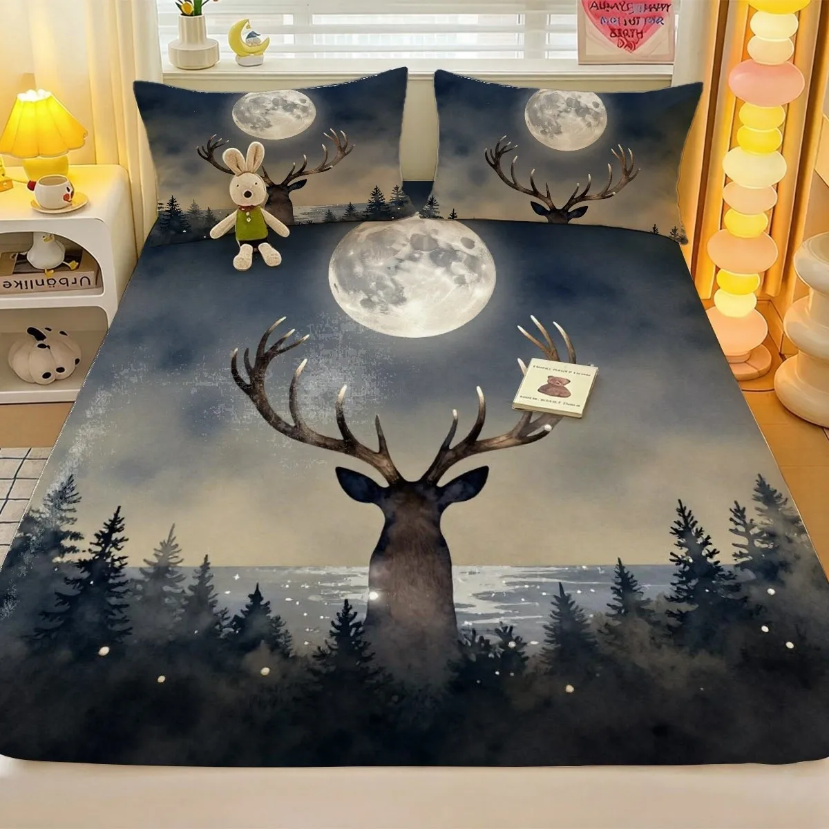 Magical Full Moon Deer Antler Forest Print Bedding Set, Available in Various Sizes, Perfect Gift, 3-Piece Bedding Set (Includes 1 Fitted Sheet + 2 Pillowcases), Large Capacity Deep Bed Cover, Fitted Sheet Style, Protective Cover, Mattress Protector, Machine Washable Design, Holiday Decoration, Various Sizes, Breathable Protective Cover Plus Pillowcase