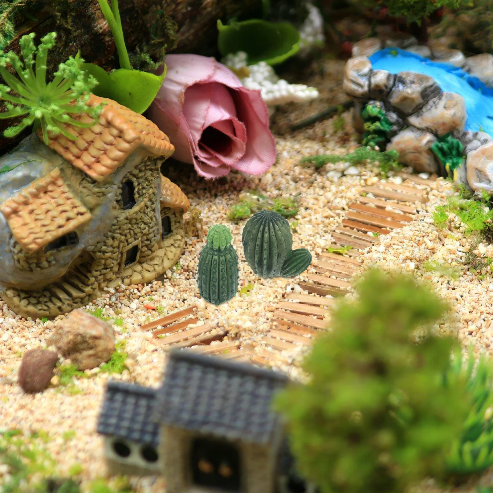 

3Pcs Micro Resin Cactus DIY Decoration Miniature Garden Plants Artificial Succulent Landscape Home Office Decor