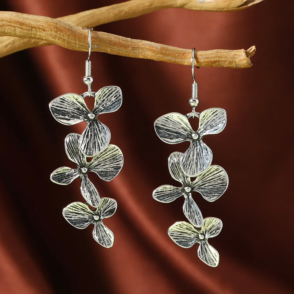 Popular earrings AB asymmetrical flower earrings jewelry femininity pearl fashion stud earrings source factory