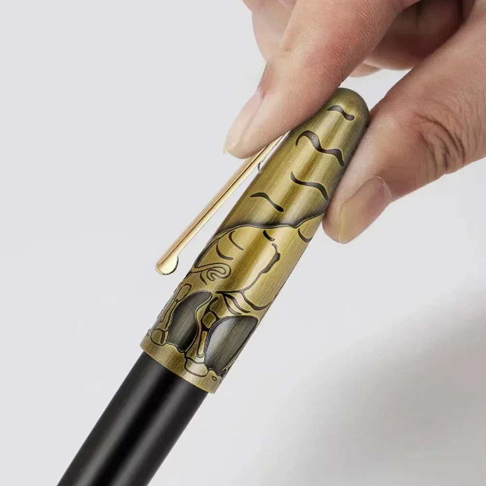 قلم حبر Jinhao 9056A منقوش على شكل ثور EF/F/M، قلم مكتب للكتابة مصنوع يدويًا من الخشب والمعدن