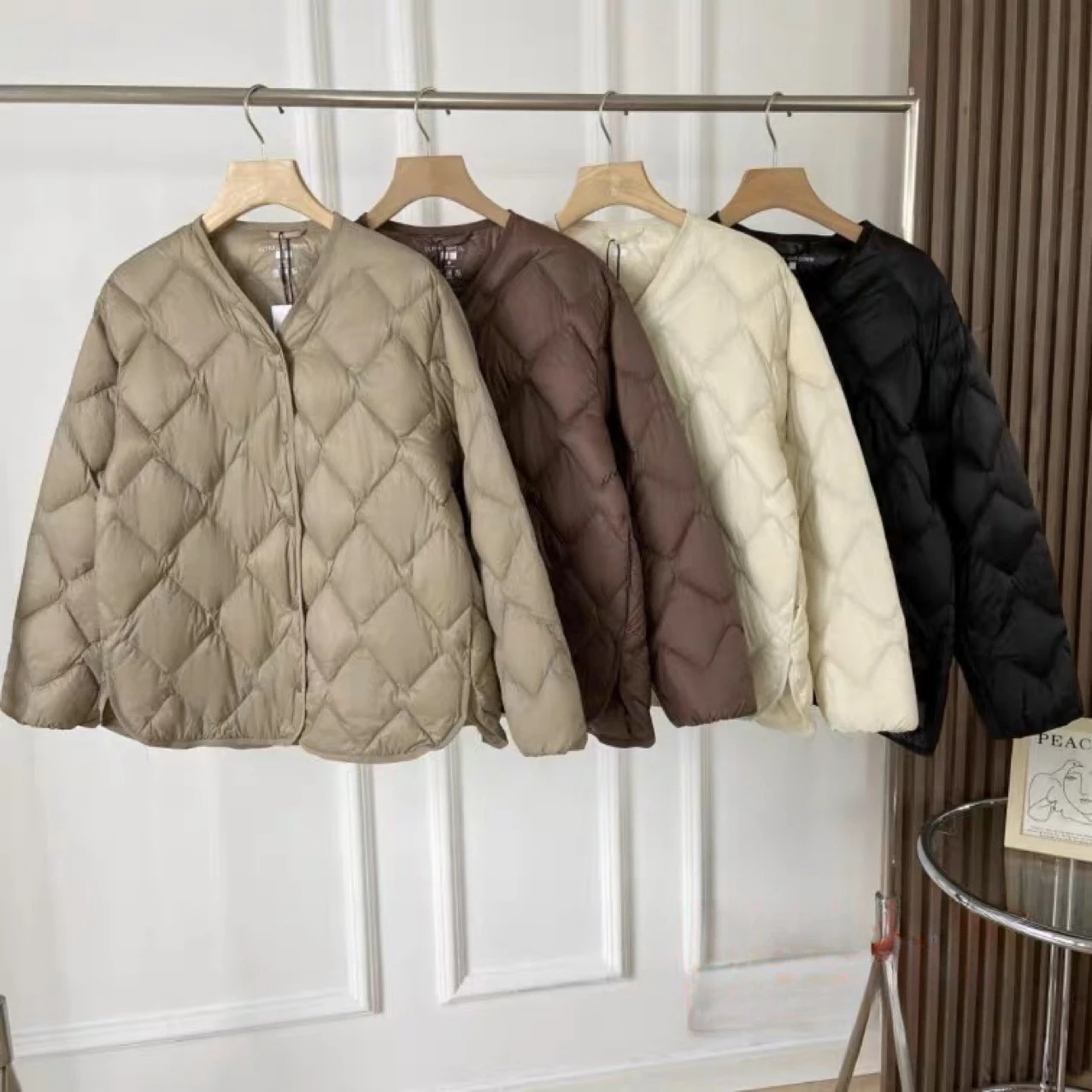 New Winter Coat Female 90% White Duck Down Woman\'s Quilted Jacket Casual Loose Single Breasted Ultra Light V-neck Puffer Jacket