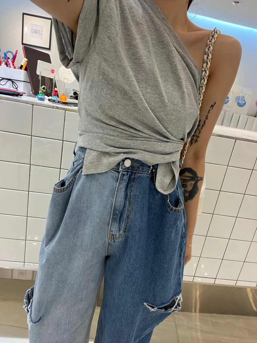 REALEFT летние винтажные женские джинсовые брюки с дырками, новинка 2025 года, цветные лоскутные повседневные свободные прямые джинсы с высокой талией, женские брюки