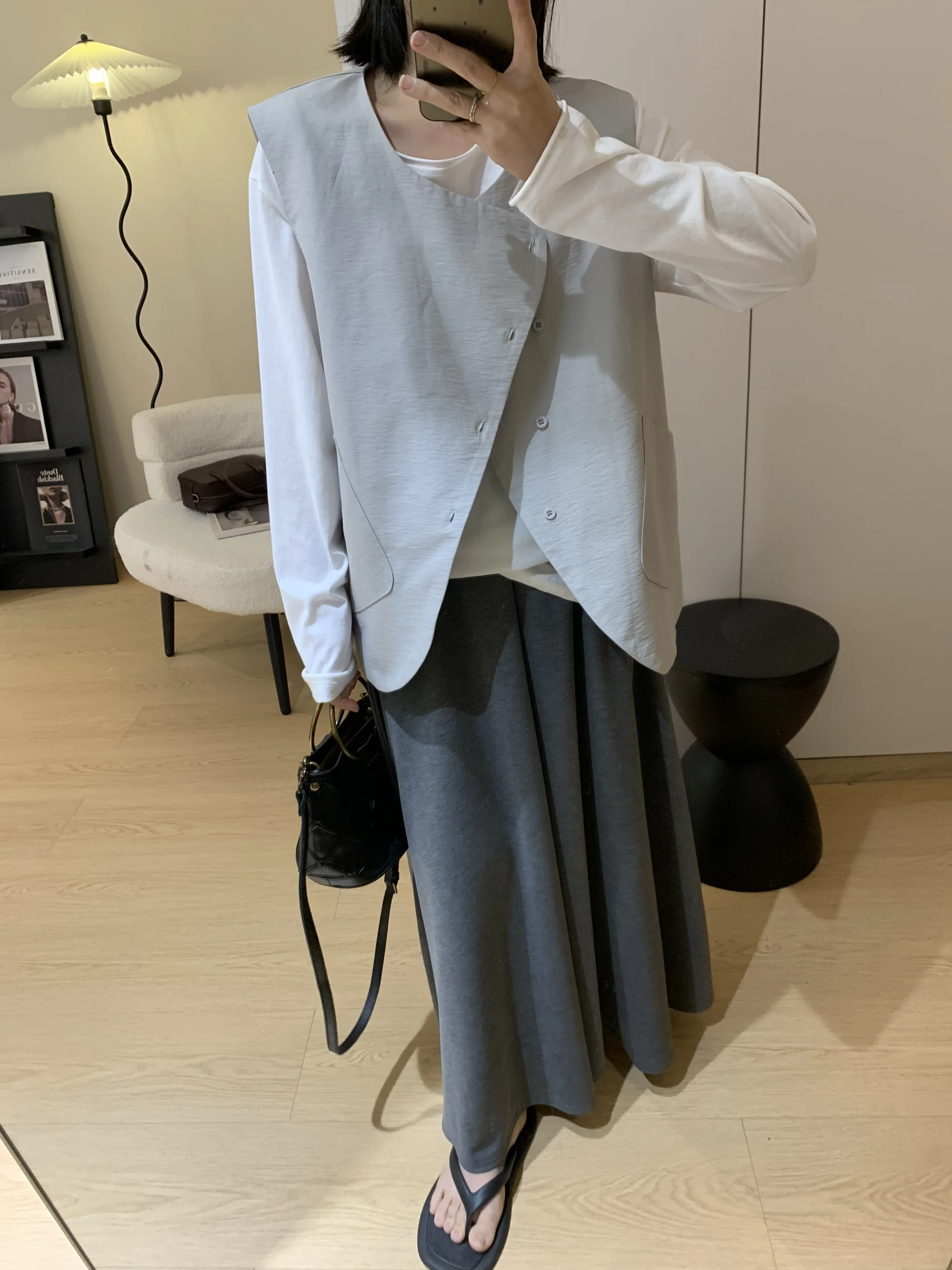 

Женский жилет на пуговицах в японском стиле, весенне-осенний, свободный, стройнящий, для многослойных образов, верхняя одежда