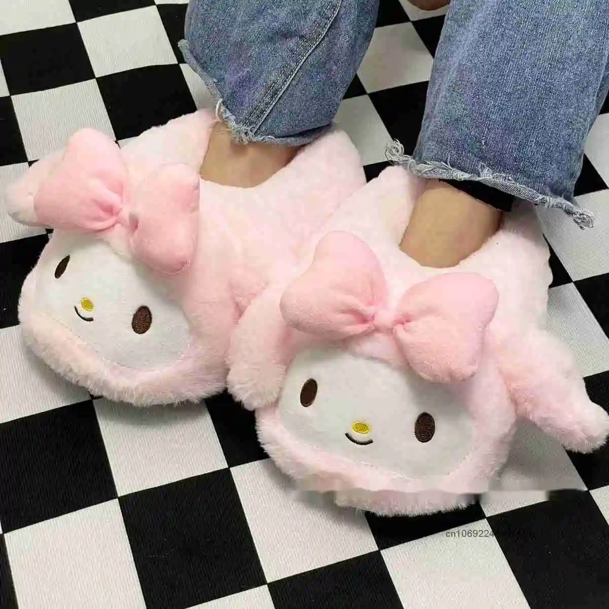 Sanrio Hello Kitty Kuromi My Melody Cinnamoroll Cute Cartoon Slippers Kawaii Design Trendy Home Shoes Winter Home Floor Slippers