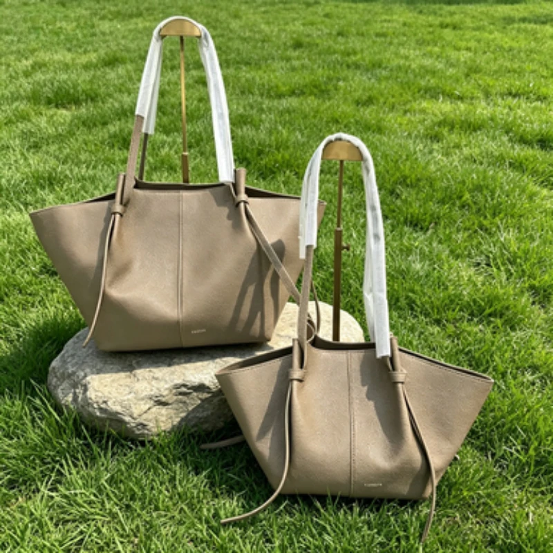 

new versatile handbag wing bag,Stylish and beautiful YUZEFI tote bag, large-capacity underarm women's bag bag