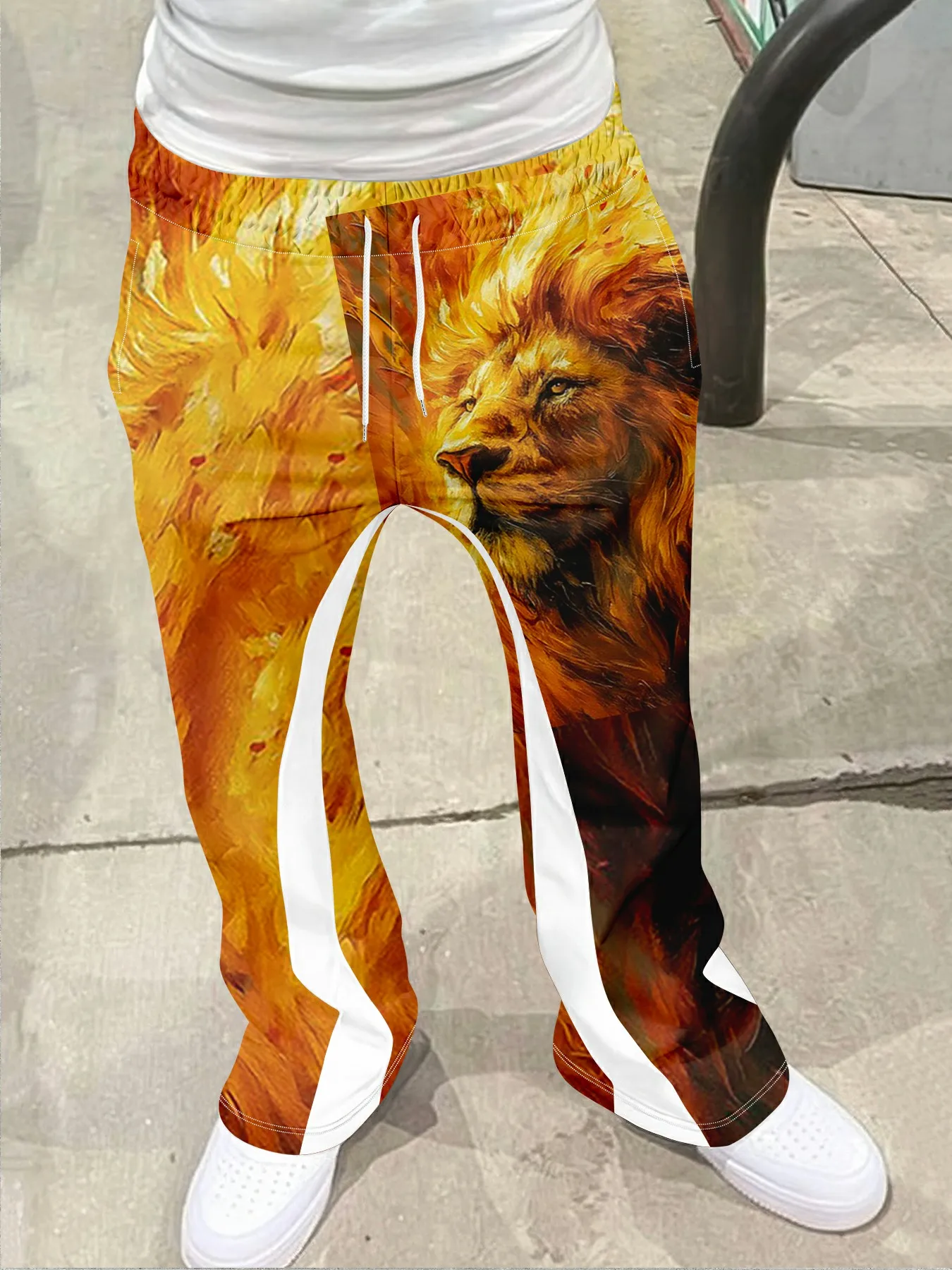 

Men's Casual Street Style Trendy Cross Print Fashionable Slightly Flared Mighty Lion King Color-Block Design Sweatpant Men Pants