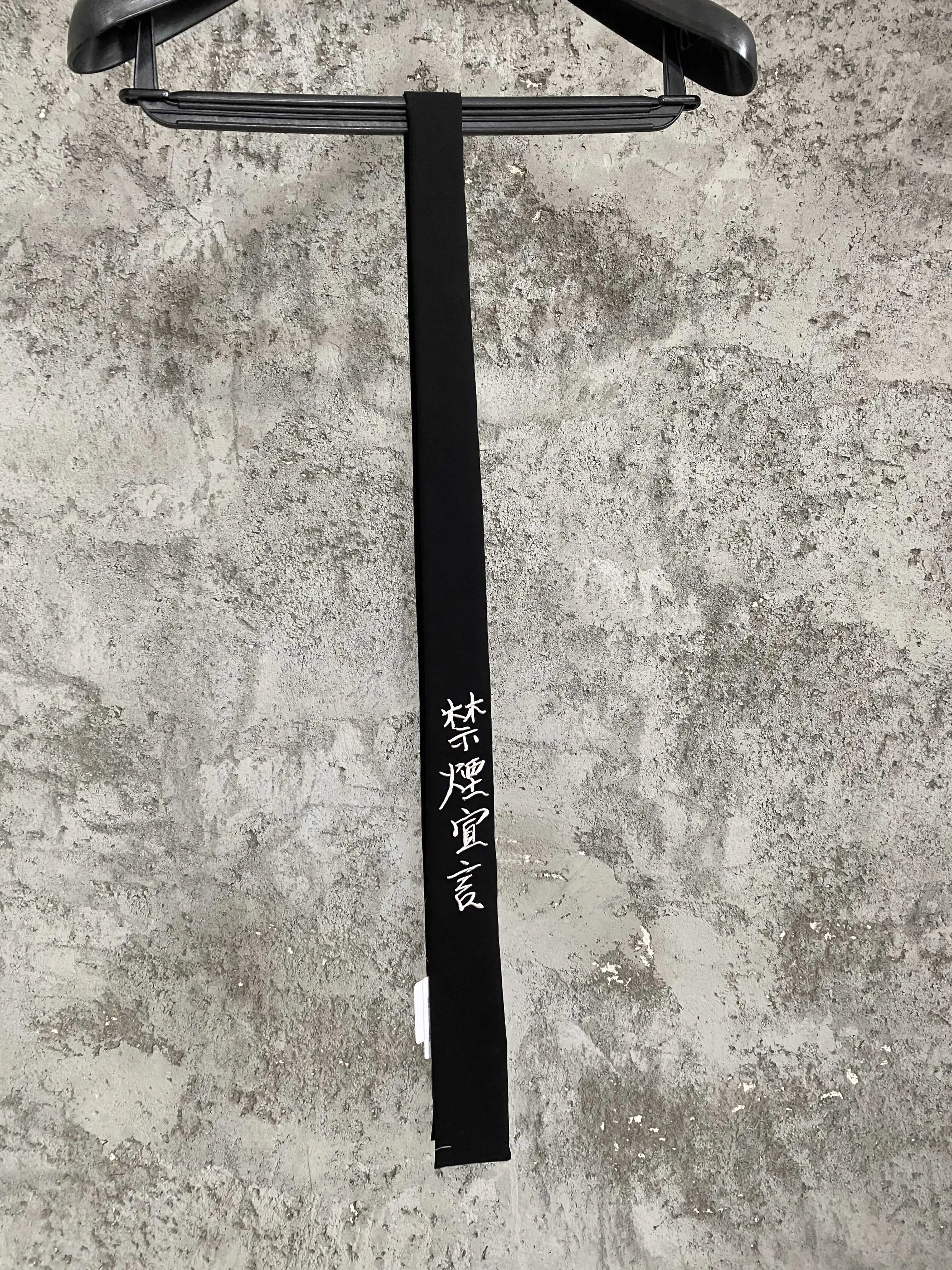 Youdaoplaceholder0 Laughing out loud, singing the anti-smoking manifesto, hehe laughing, hitting the nail on the head every time