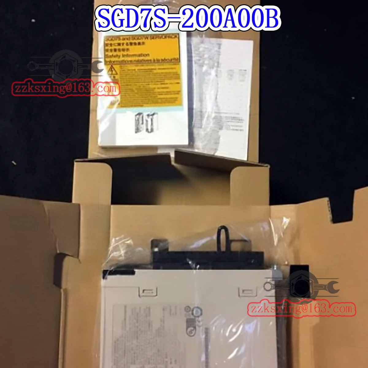 Nuevo controlador servo de CA original SGD7S-200A00B en caja