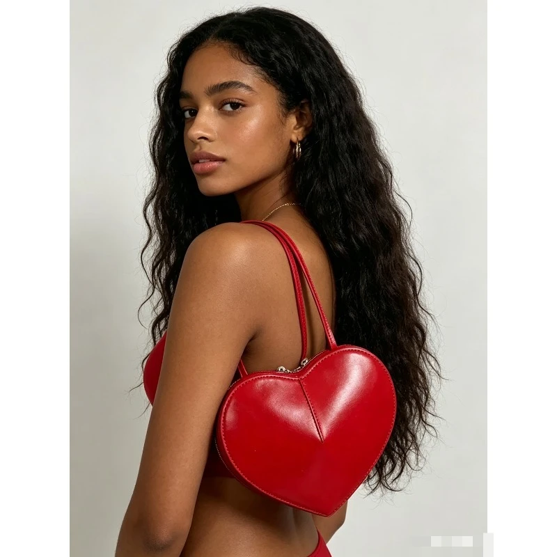 Heart bag, love bag, fashion bag, messenger bag, red bag.