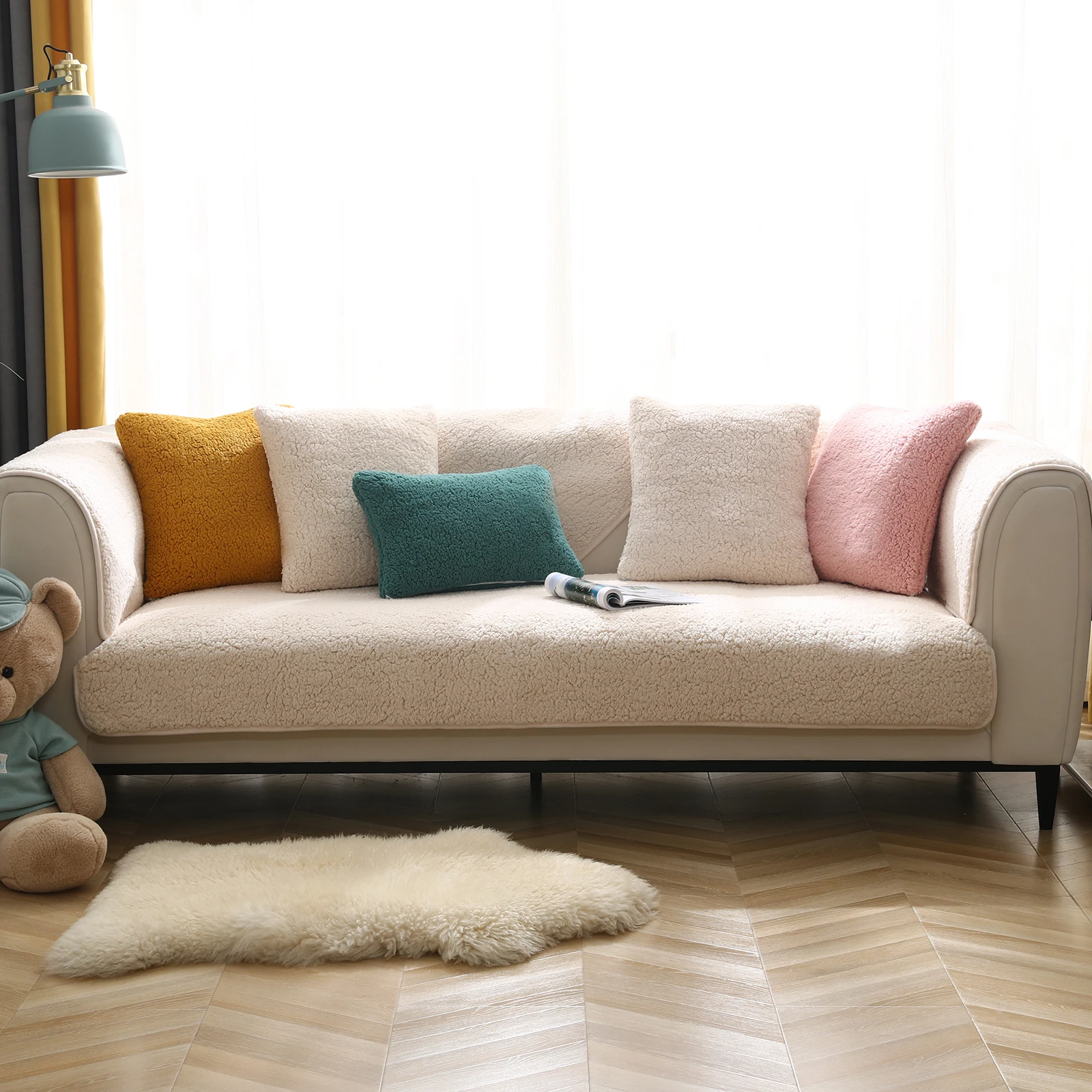 Thickened Winter Sherpa Fleece Sofa Couch Cushion Fluffy Warm Plush Sectional Couch Cover Universal Non-Slip Sofa Slipcover