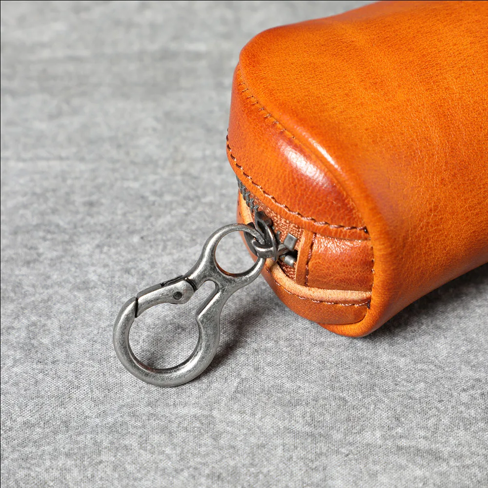 S.WORKER Schlüsselhalter aus Vollnarbenleder, einfache Echtleder-Schlüsseltasche aus Rindsleder für Herren, Schlüsselanhänger – Detail 20
