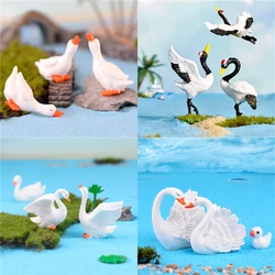 White Swan Figurine Cartoon Ducks Goose Statue Mini Animal Ornament Fish Tank Bonsai DIY Accessories Hogar Y Decoracion