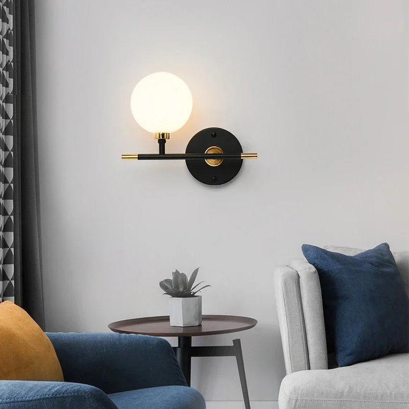 Minimalistyczna lampa ścienna Lampka nocna do sypialni Minimalistyczne nowoczesne światło Luksusowy salon Tło Kinkiet Lampy do korytarza hotelowego