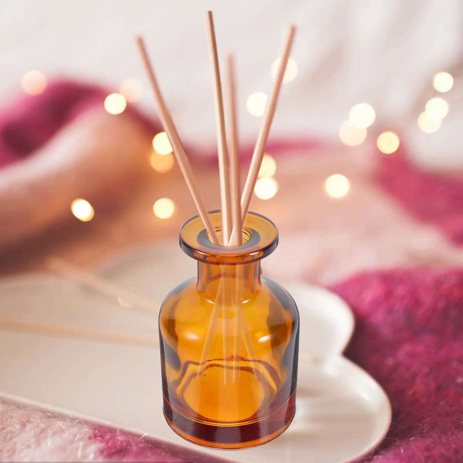 

2Pcs Glass Reed Diffuser Bottles Empty Cylinder Refillable Aroma Diffuser Jars Essential Oil Holder Home Office Car
