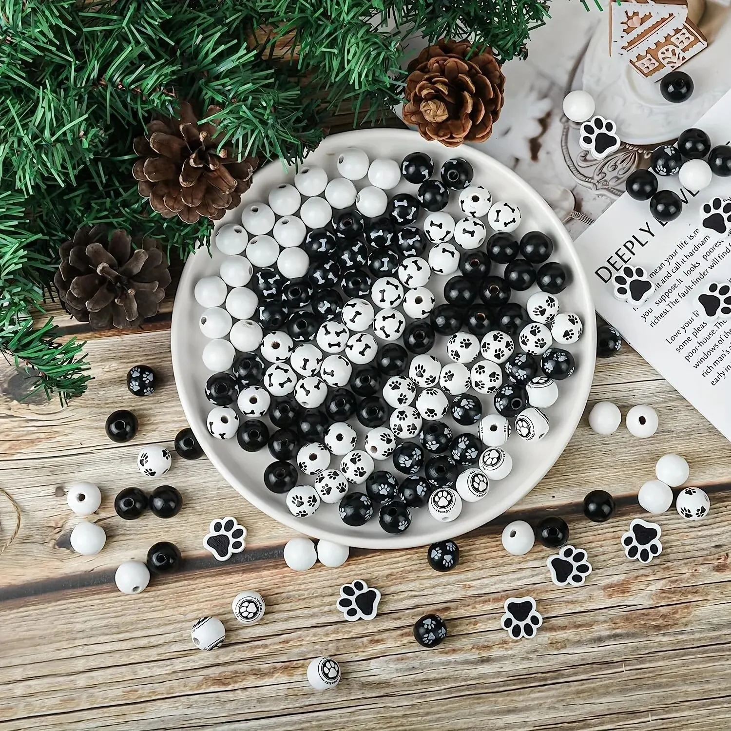 75pcs Dog Paw Bone Pattern Wooden Beads Black And White Wooden Craft Beads Puppy Paw Footprint Spacer Beads For DIY Jewelry