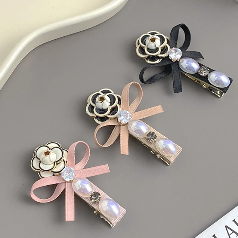 

Retro Pearl Rhinestone Camellia Flower Hair Clips Fabric Bow Hairpins Fashion Barrettes Korean Hair Accessories for Women