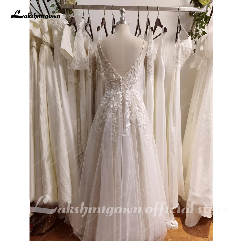 Lakshmigown Brautkleid mit Spaghettiträgern und Tüll, V-Ausschnitt, ärmellos, bodenlang, maßgeschneidert – Detail 6