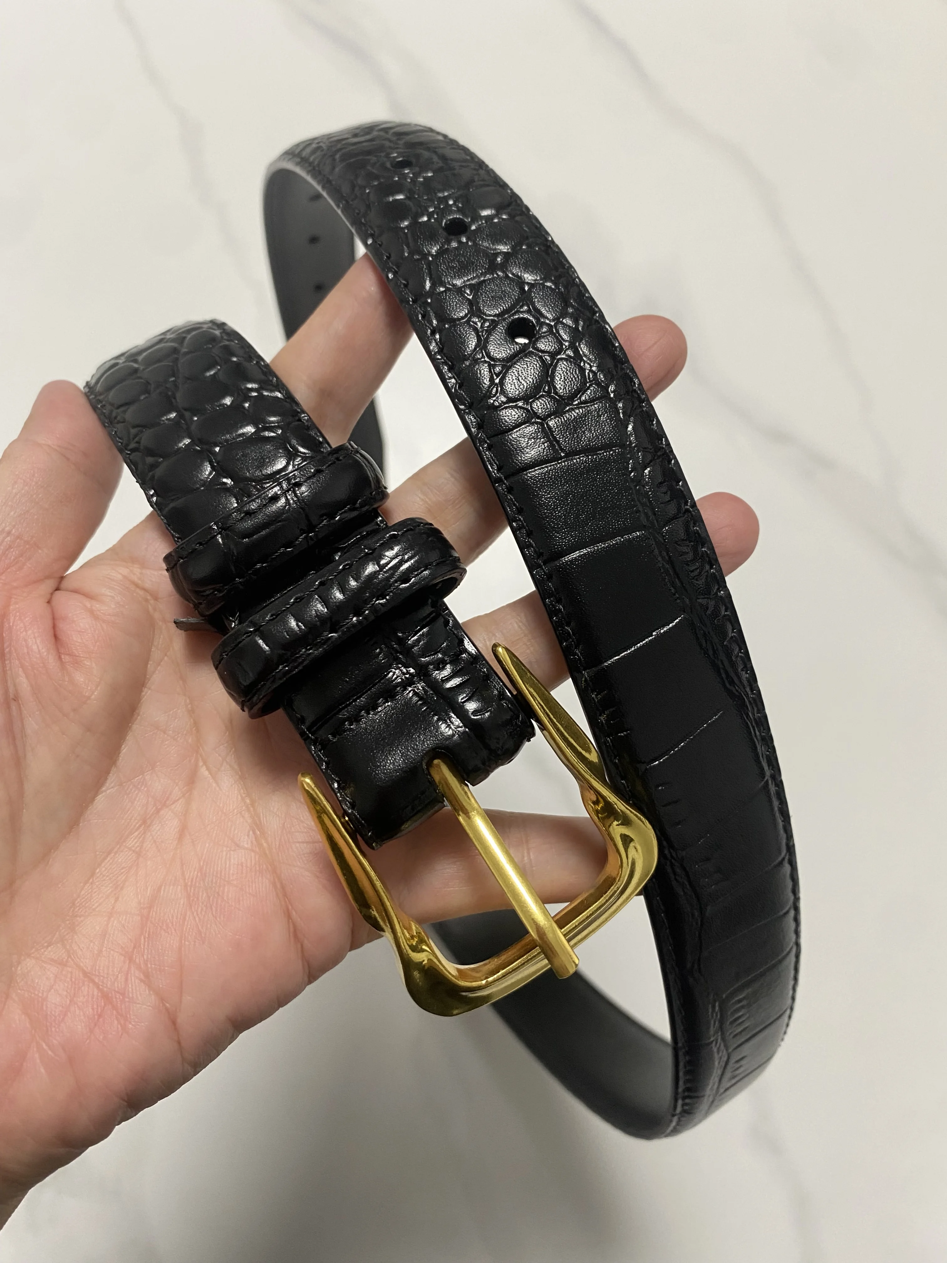 ผู้หญิง Vintage Buckle ของแท้หนัง Cummerbunds หญิงชุดรัดตัวเข็มขัดตกแต่งเข็มขัดแคบ TB366