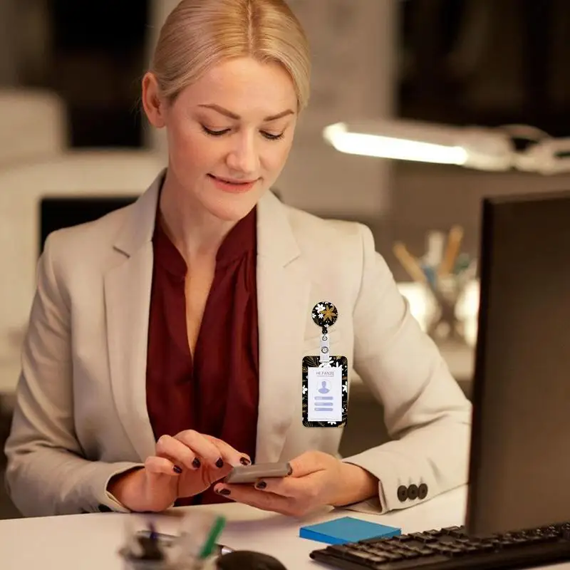 Identity Card Holder Flower Print Card Sleeve With Retractable Reel Belt Clip Badge Sleeve With Lanyard For Driver's Licenses