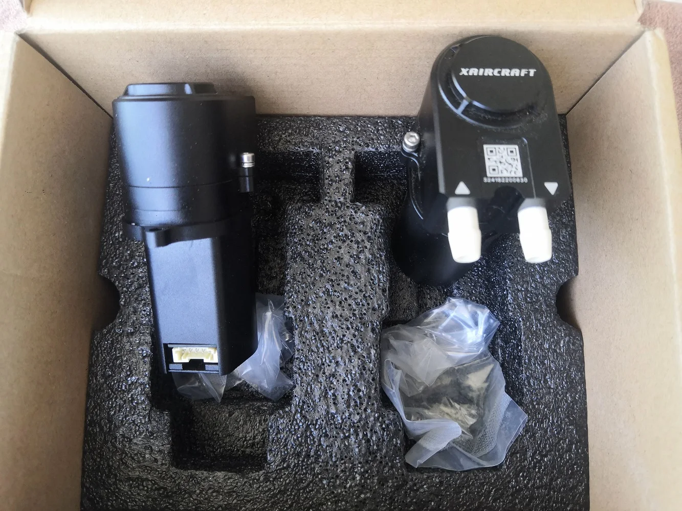 XAG植物保護UAV環境保護ドローン農業散布装置用P18/P20蠕動ポンプ