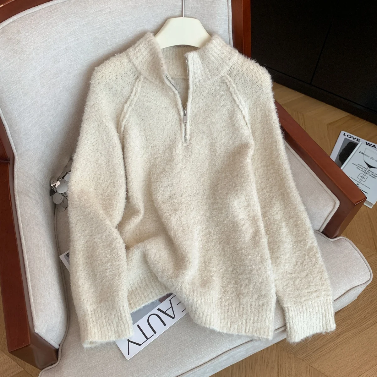 

Women's Off White Pullover Sweater Y2k Vintage 2000s O-Neck Jumper Knit Long Sleeves Korean Soft Cozy Sweater Autumn Winter 2025