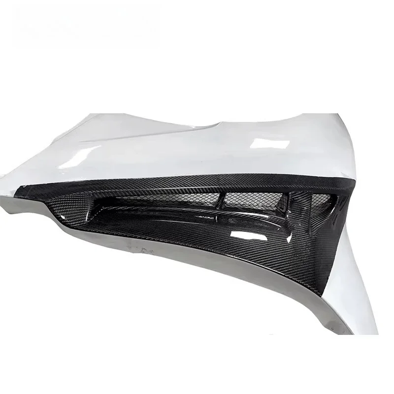 Fiberglass Fenders with Carbon Vented Customized for Nissan- GTR R35 Vari s-Style Tuning