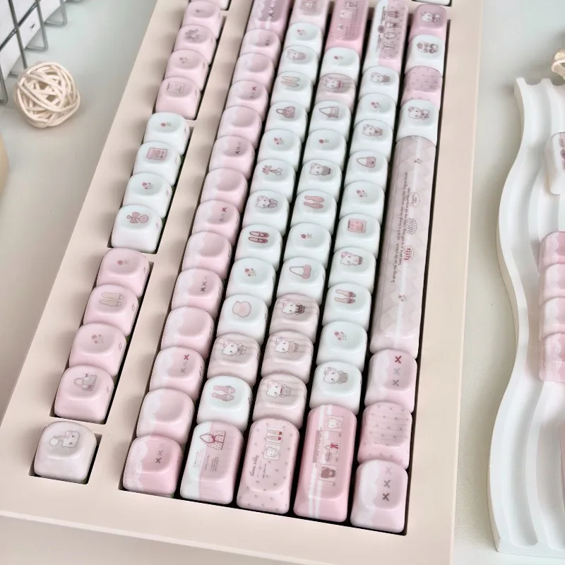 Cute Pink Cat Theme Keycaps Set Customized PBT Sublimation MOA Profile Keyboard Cap 134keys for Mechanical Keyboard Accessories