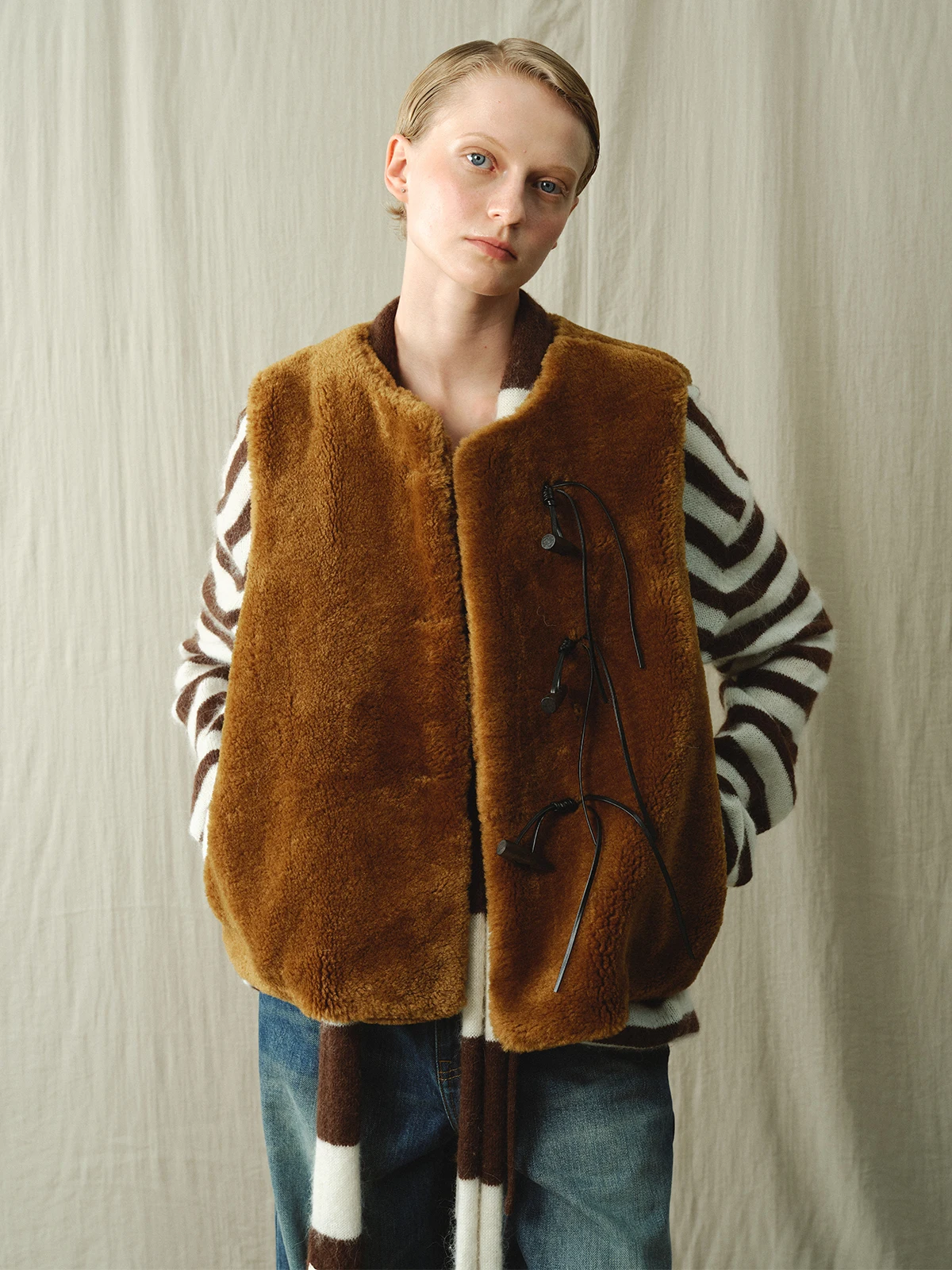 

Золотисто-коричневый асимметричный меховой жилет Simitian Sle, экологически чистый кожаный шнур, женское винтажное пальто высокого качества