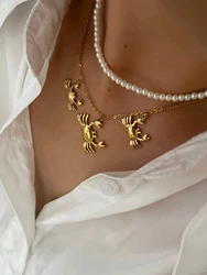 Peri'sbox Fashion Vintage Imitation Pearls Beaded Choker Stainless Steel 18K Gold Plated Three Crabs Pendant Necklace for Women