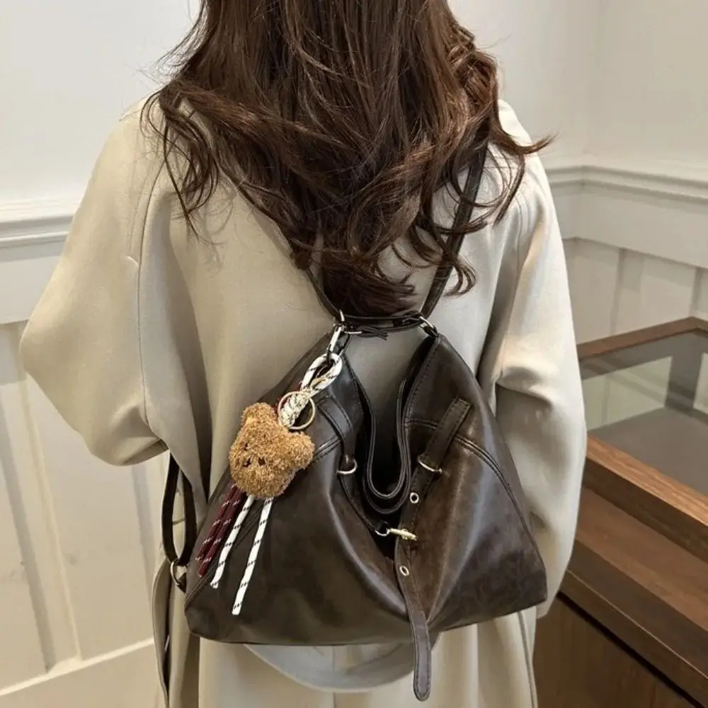 موضة جديدة تصميم مشبك حقيبة كتف بلون سعة كبيرة خمر حمل حقيبة كروسبودي جلد المرأة على ظهره سيدة