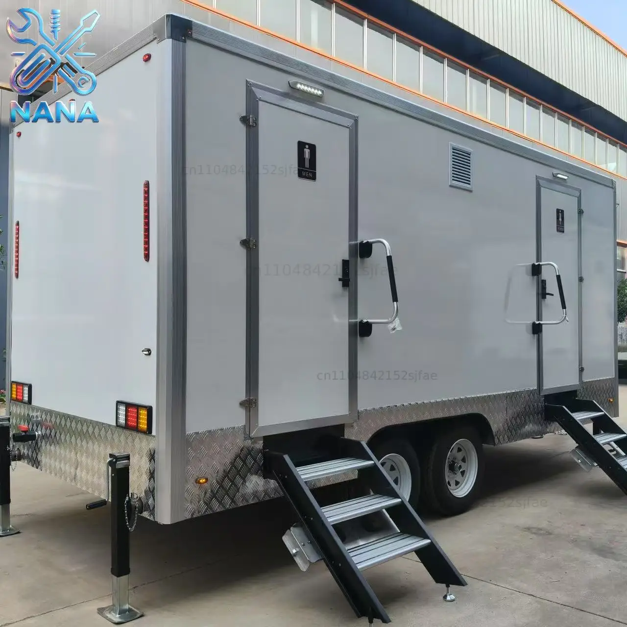 Portable Prefab Modern Customizable Durable Outdoor Restroom Shower Toilet Trailer for Park Use