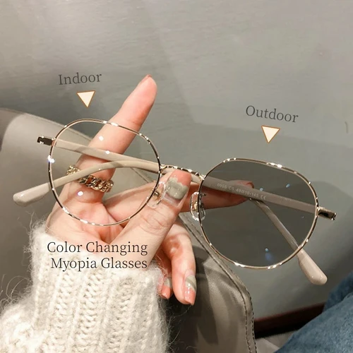 Imagen 1 del producto Gafas fotocromáticas redondas de lujo para miopía para hombre y mujer, lentes transparentes que cambian de Color, gafas antirayos azules, dioptrías Очки