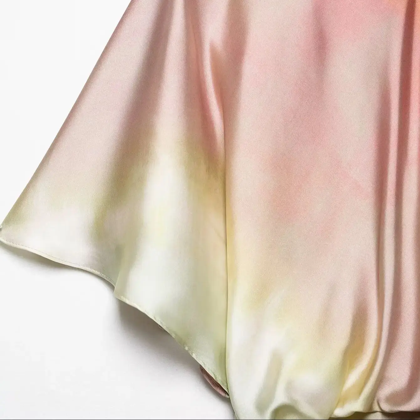 فستان نسائي أنيق ميدي كاجوال نحيف بأكمام قصيرة ورقبة دائرية فساتين طويلة ميدي بأكمام قصيرة وحزام مزخرف فيستدوس موجر