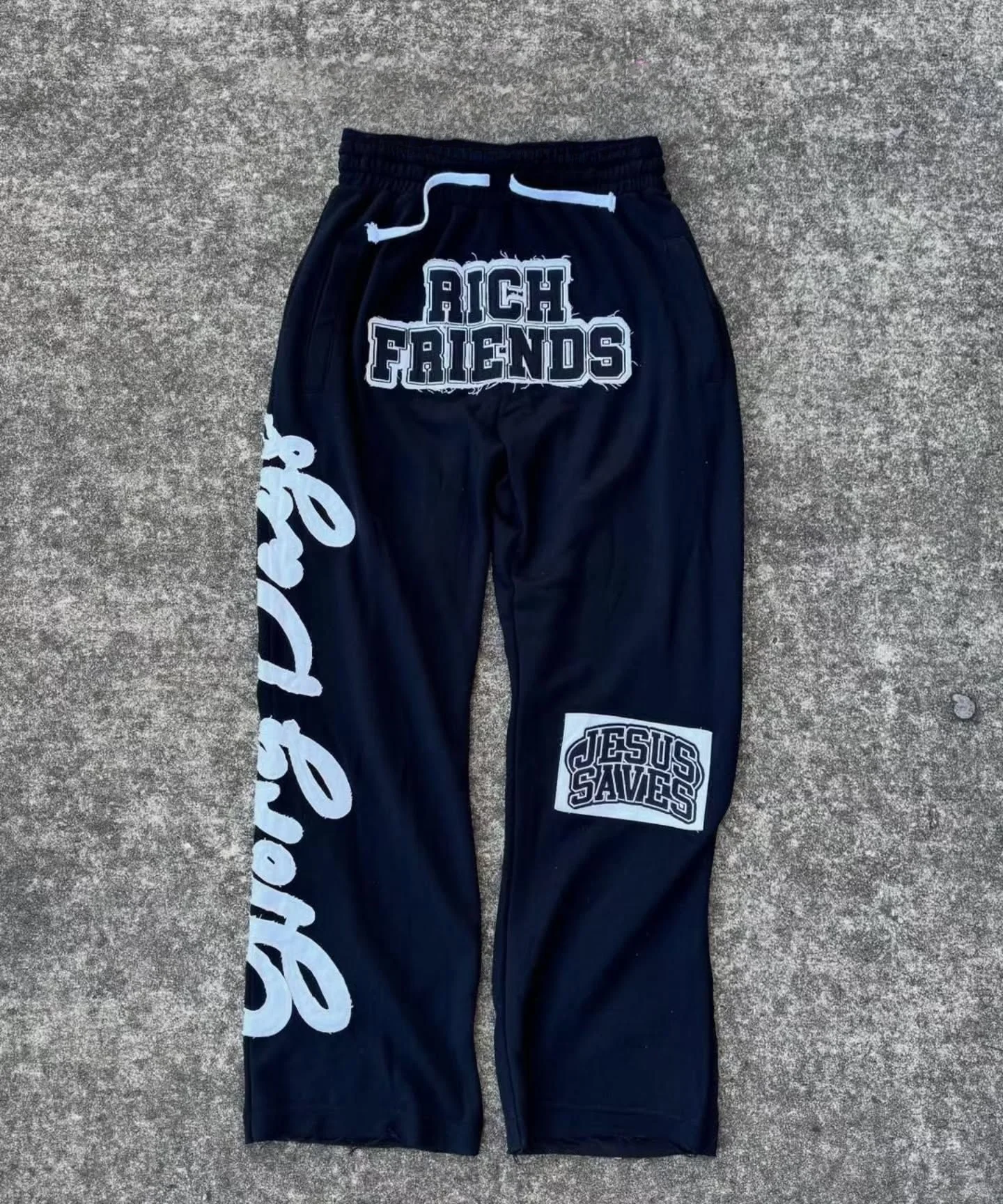 Y2K Hip-Hop Gerade Freizeithose Unisex Sommer Weite Hose mit Flammen-Stern-Buchstaben-Grafik Elastische Street-Sweatpants – Detail 4