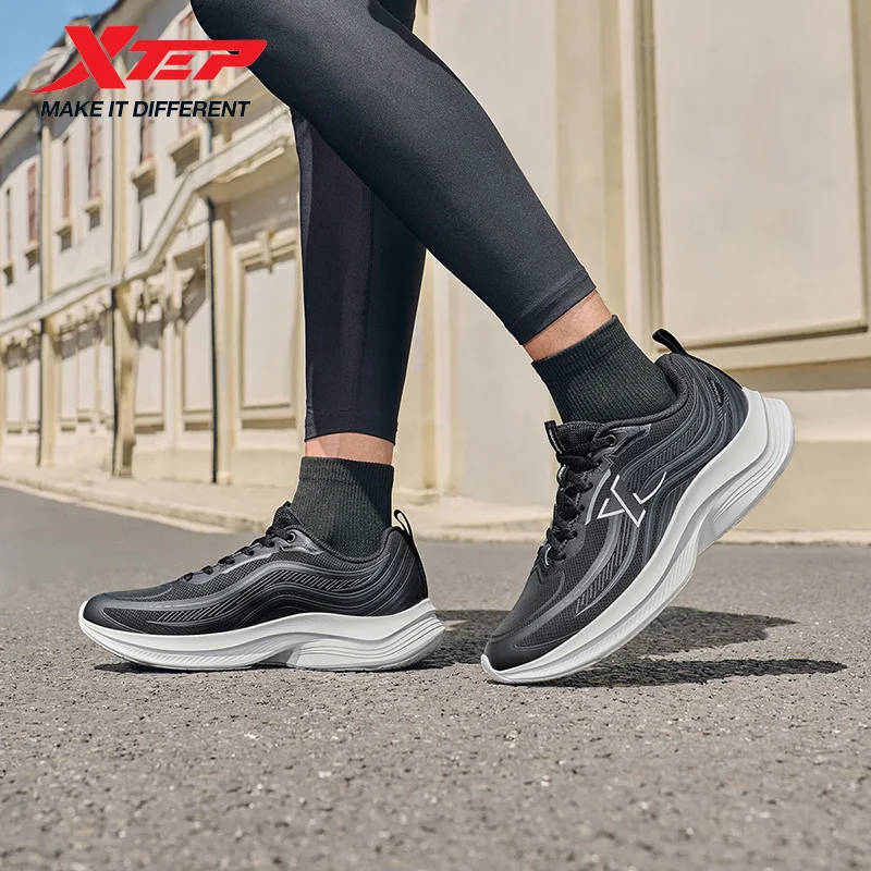 

Мужские кроссовки Xtep с подушкой для бега, дышащие амортизирующие удобные легкие устойчивые кроссовки 875419110037