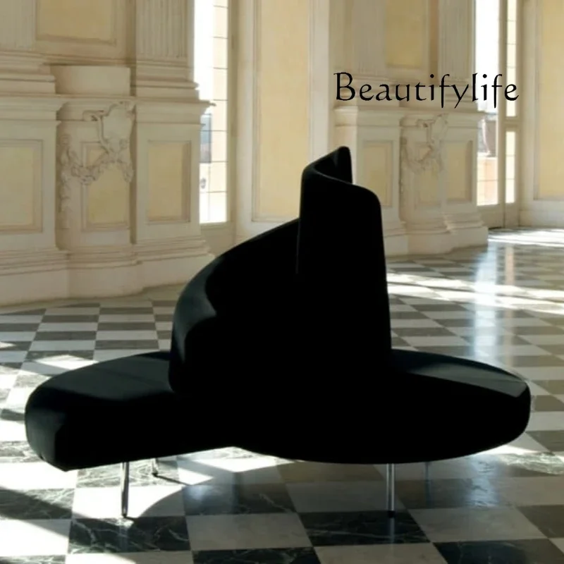 

Italian Style Light Luxury Modern Creative Arc Sofa Shopping Mall Sales Office Villa round Reception Sofa