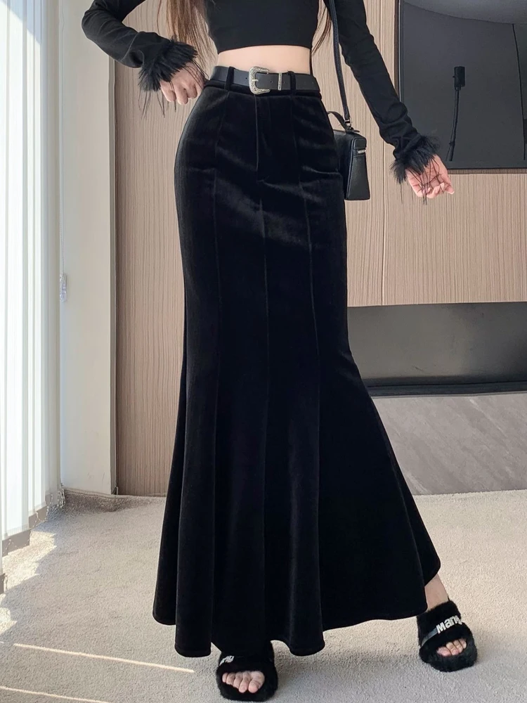 Thick gold velvet half skirt women's autumn and winter new fashion high waisted slimming fish tail wrapped hip skirt