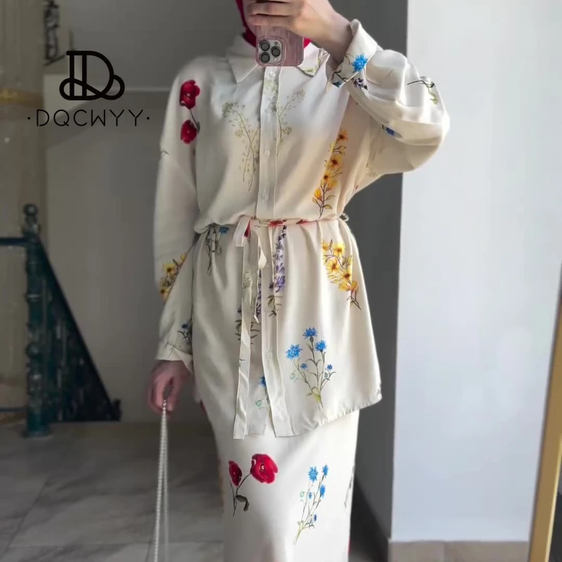 Women\'s Suits 24 Year New in Lace Up Thin Fashion Flower Print Sets for Women 2 PiecesCasual Silk Smooth Elegant Women\'s Sets