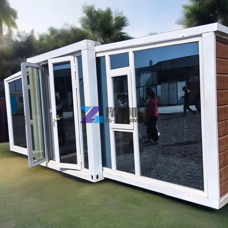 40ft Luxury Prefabricated Steel and Sandwich Panel House Expandable Container for Living Room From China Foldable Homes