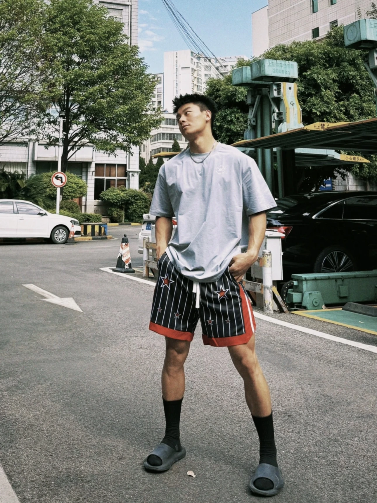 

Американская уличная звезда, синие спортивные бейсбольные полосатые орты, мужские летние модные винтажные повседневные тренировочные брюки пяти четвертей