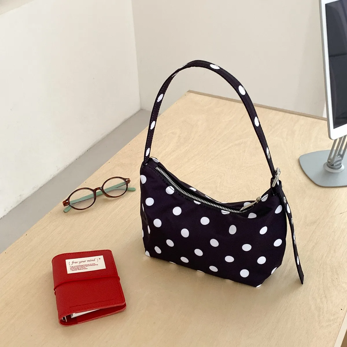 Women's Bag New Style Commuter Shoulder Bag Simple Black And White Polka Dots Rectangular And Versatile Nylon Handbag For Girls