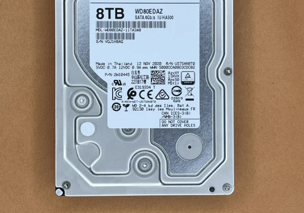 

Для жесткого диска WD80EDAZ 8T SATA 7.2K 3.5